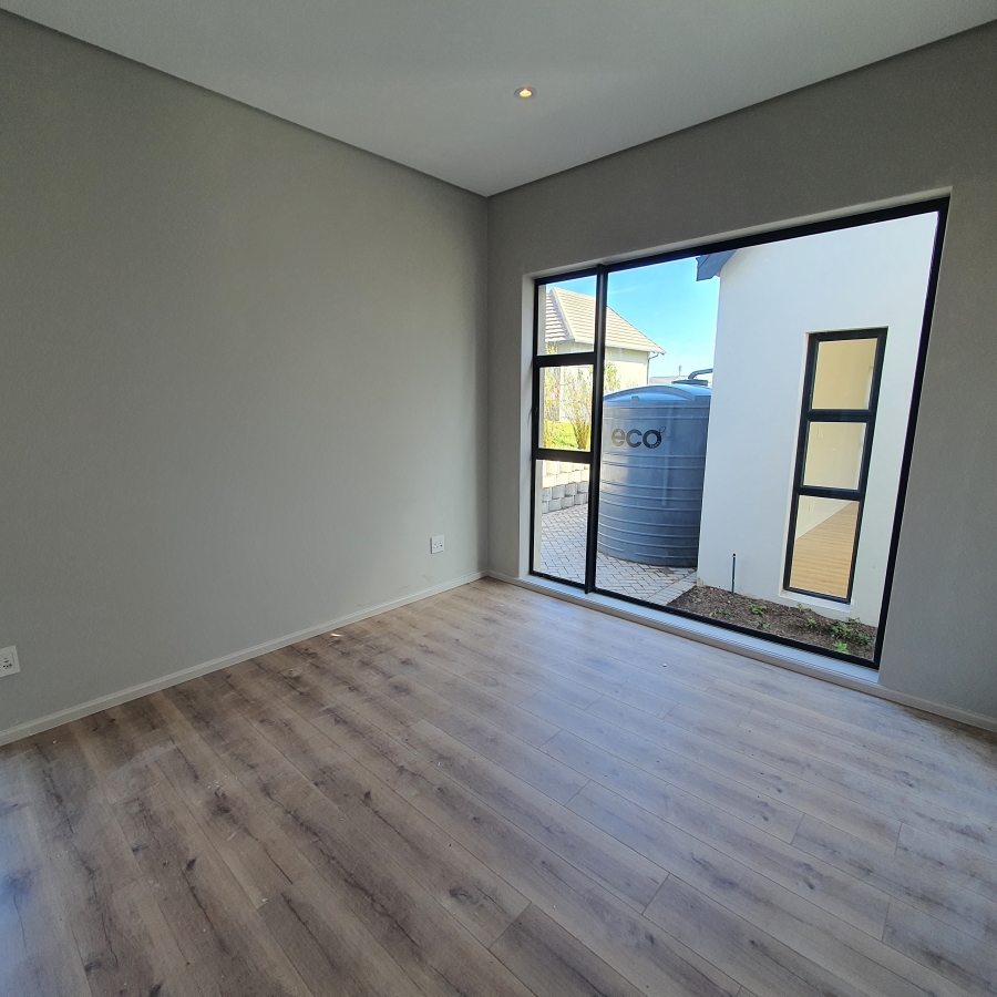 4 Bedroom Property for Sale in Baron View Western Cape